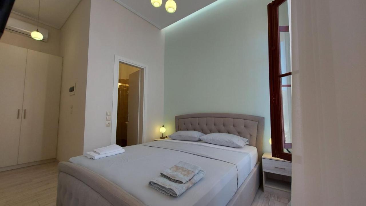 Theasis Athens Bed & Breakfast Bagian luar foto